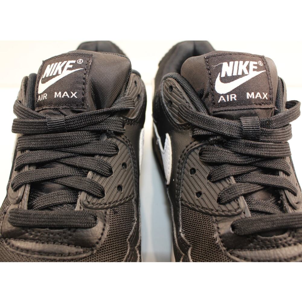 Nike Air Max 90 Women’s Black & White Sneakers – Size 9 - Picture 4 of 9